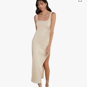 Midi Bodycon Dress with Slit Scoop Neck